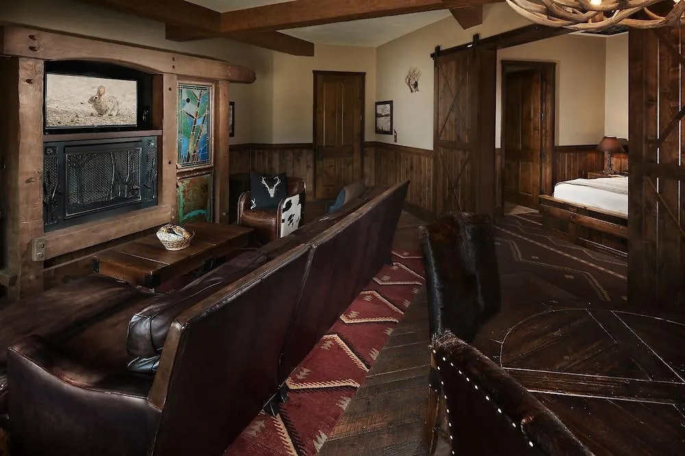 Big Cypress Lodge Memphis Resort